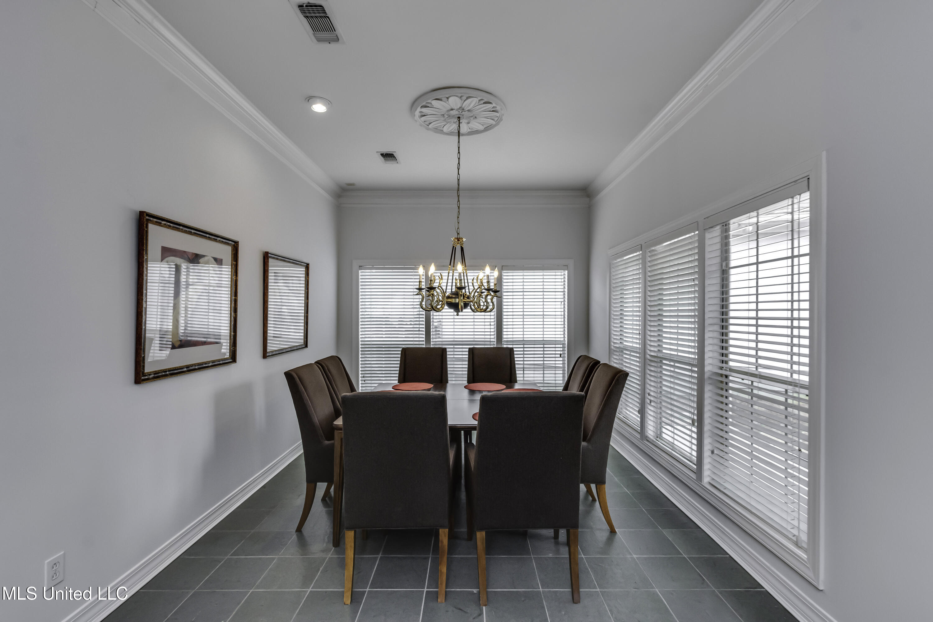 221 Bayview Drive Madison, MS 39110 - Photo 9 of 61 221 Bayview--34