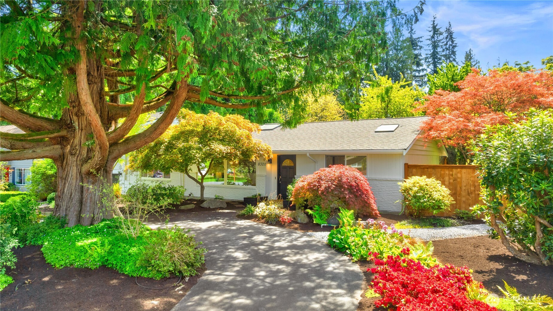 8320 188th Street Southwest Edmonds, WA 98026 - Photo 2 of 40