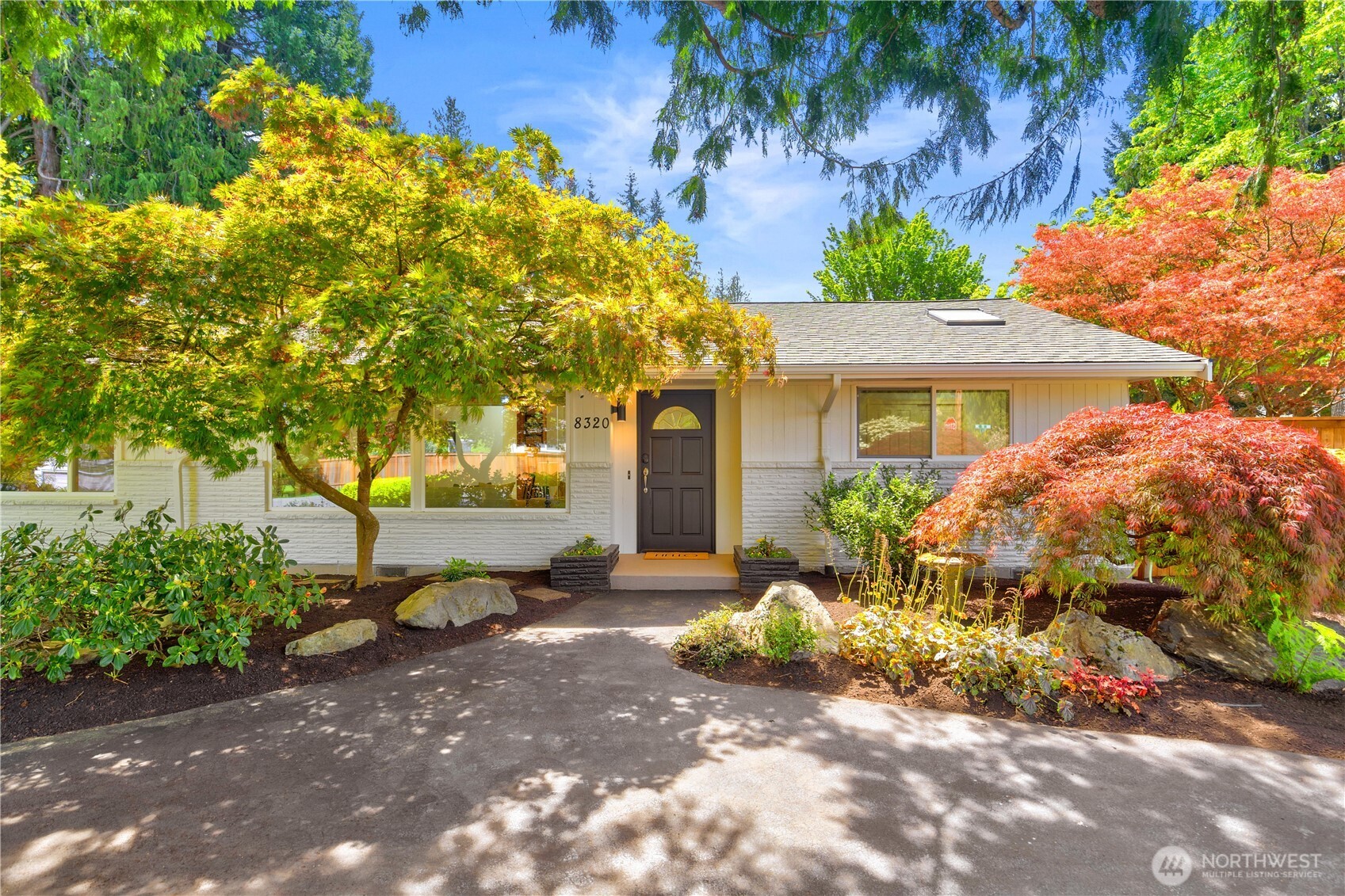 8320 188th Street Southwest Edmonds, WA 98026 - Photo 8 of 40