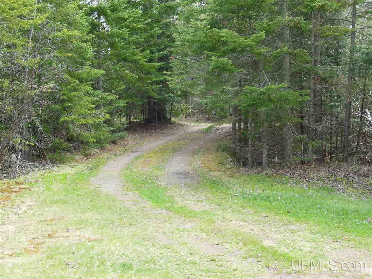 20423 Point Abbaye Road Lanse, MI 49946 - Photo 2 of 26