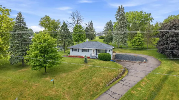 $325,000 | N8236 Highway 33, Beaver Dam, WI 53916