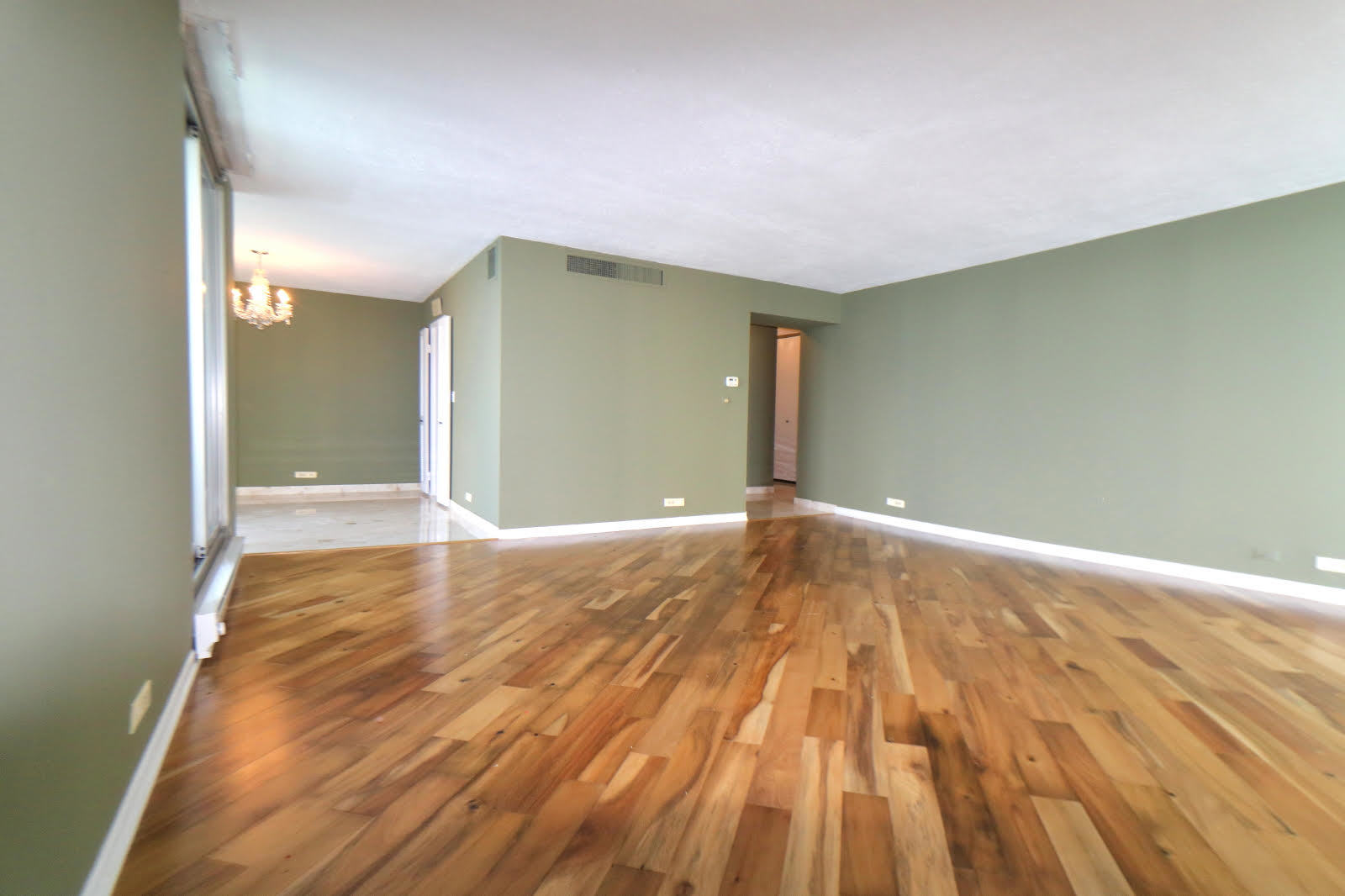 6033 North Sheridan Road, Unit 9B Chicago, IL 60660 - Photo 6 of 30 Gallery Image 6