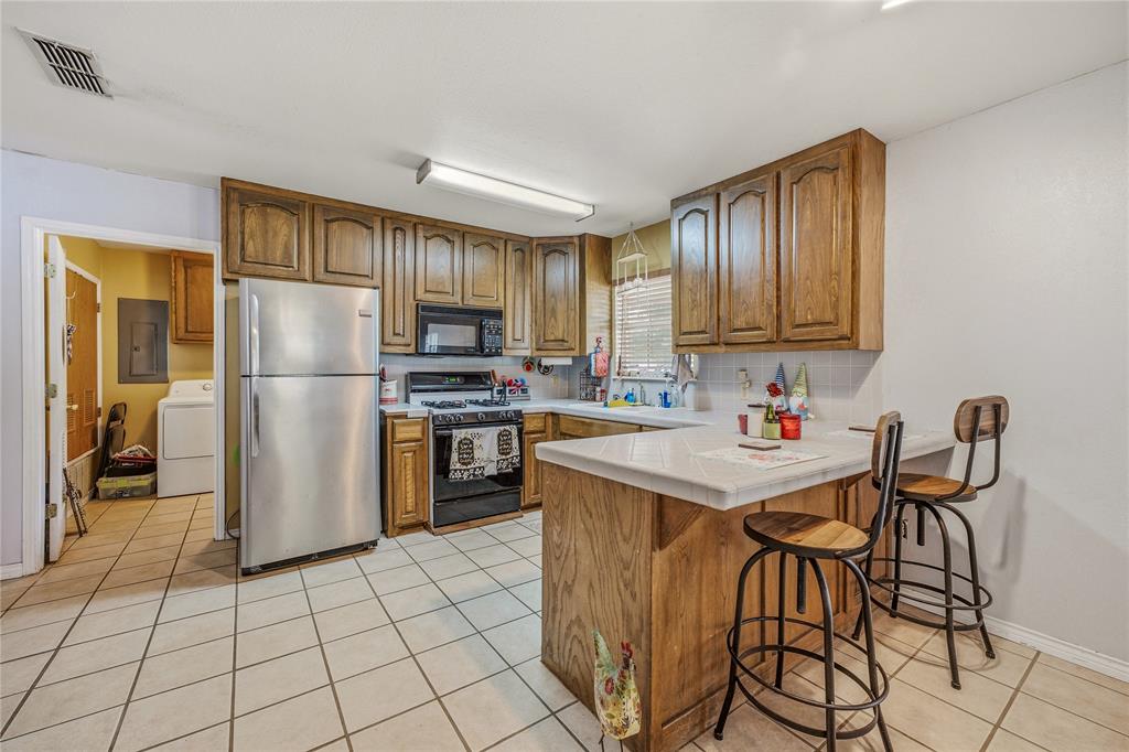 200 Austin Road Glen Rose, TX 76043 - Photo 8 of 21
