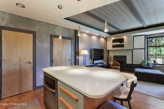 $939,000 | 677 Telemark Road, Unit 1, Sandpoint, ID 83864