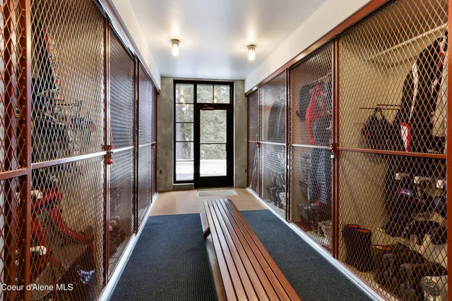 $939,000 | 677 Telemark Road, Unit 1, Sandpoint, ID 83864