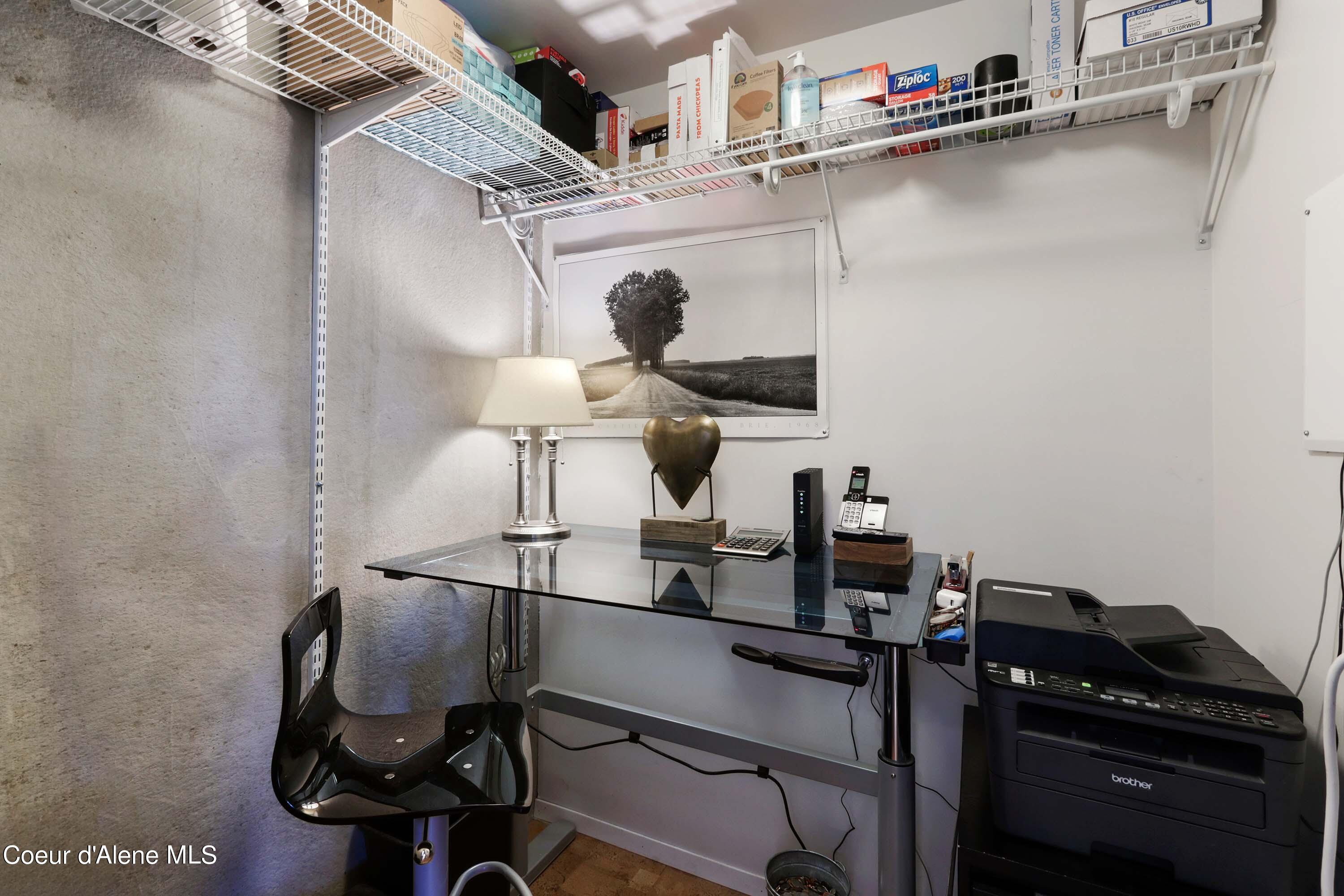 677 Telemark Road, Unit 1 Sandpoint, ID 83864 - Photo 8 of 49 Office