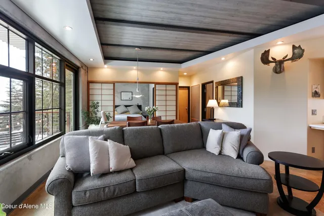 $939,000 | 677 Telemark Road, Unit 1, Sandpoint, ID 83864