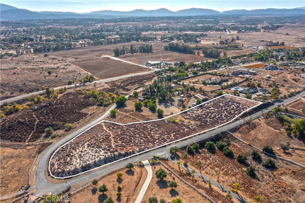 36555 Summitville Street Temecula, CA 92592 - Photo 9 of 10 an aerial view of a residential houses and city street