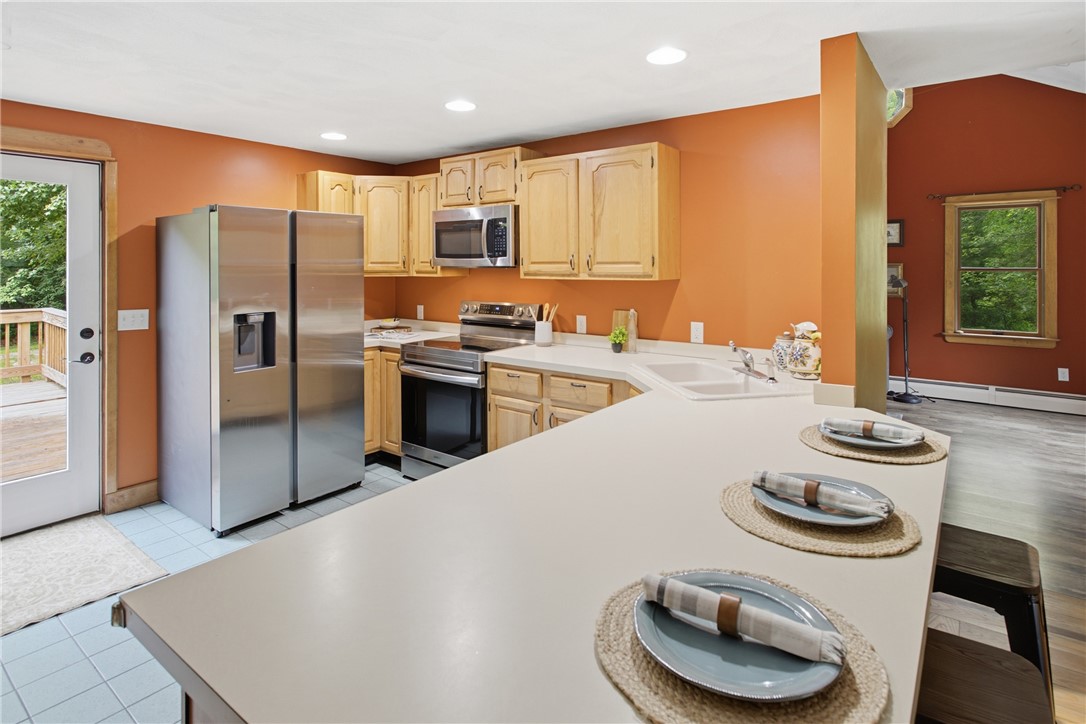 519 Hazard Road West Greenwich, RI 02817 - Photo 5 of 31