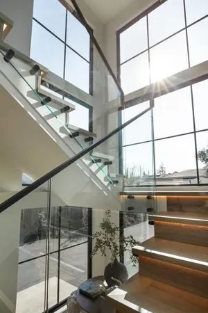 $8,800,000 | 1866 Valparaiso Avenue, Menlo Park, CA 94025