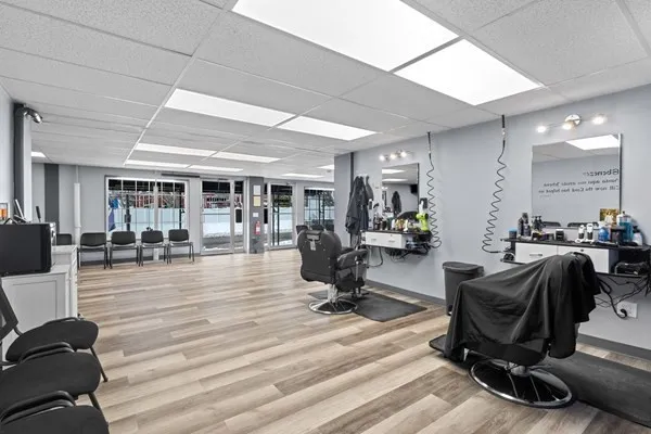 $1,500,000 | 140 Hamilton Street, Southbridge, MA 01550