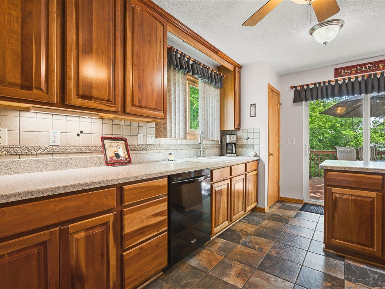 239 Rochester Road Northeast Poplar Grove, IL 61065 - Photo 8 of 47