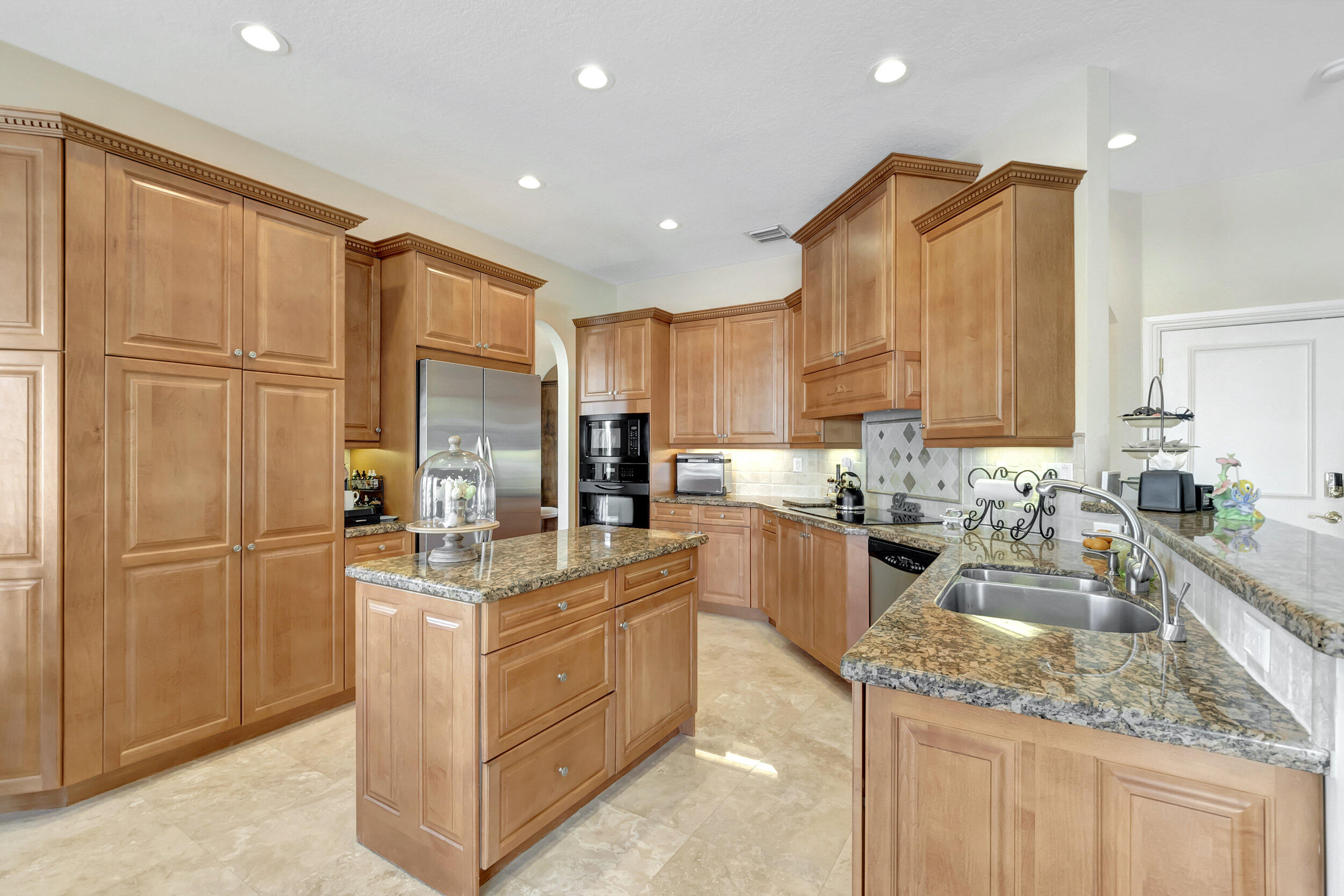 681 Northeast 30th Place Boca Raton, FL 33431 - Photo 17 of 55 31_dsc_4015