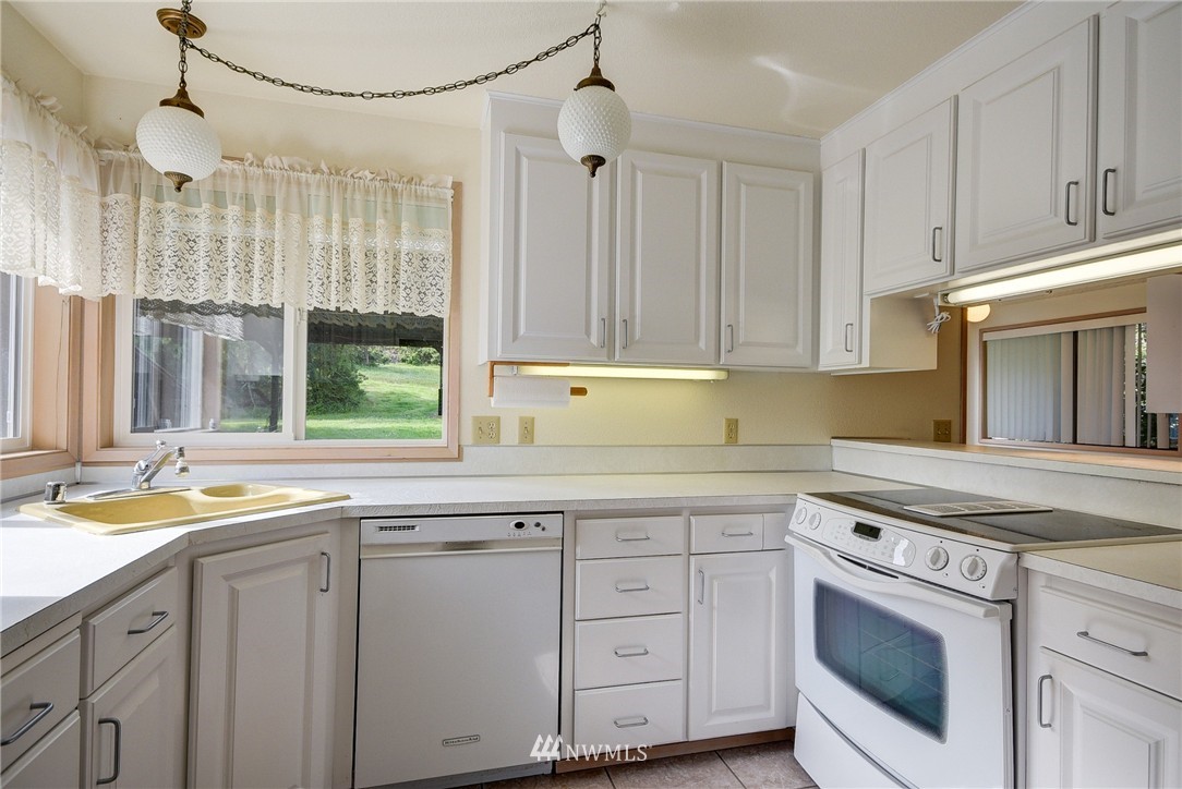 30236 State Rte 20 Oak Harbor, WA 98277 - Photo 11 of 24 Gallery Image 11