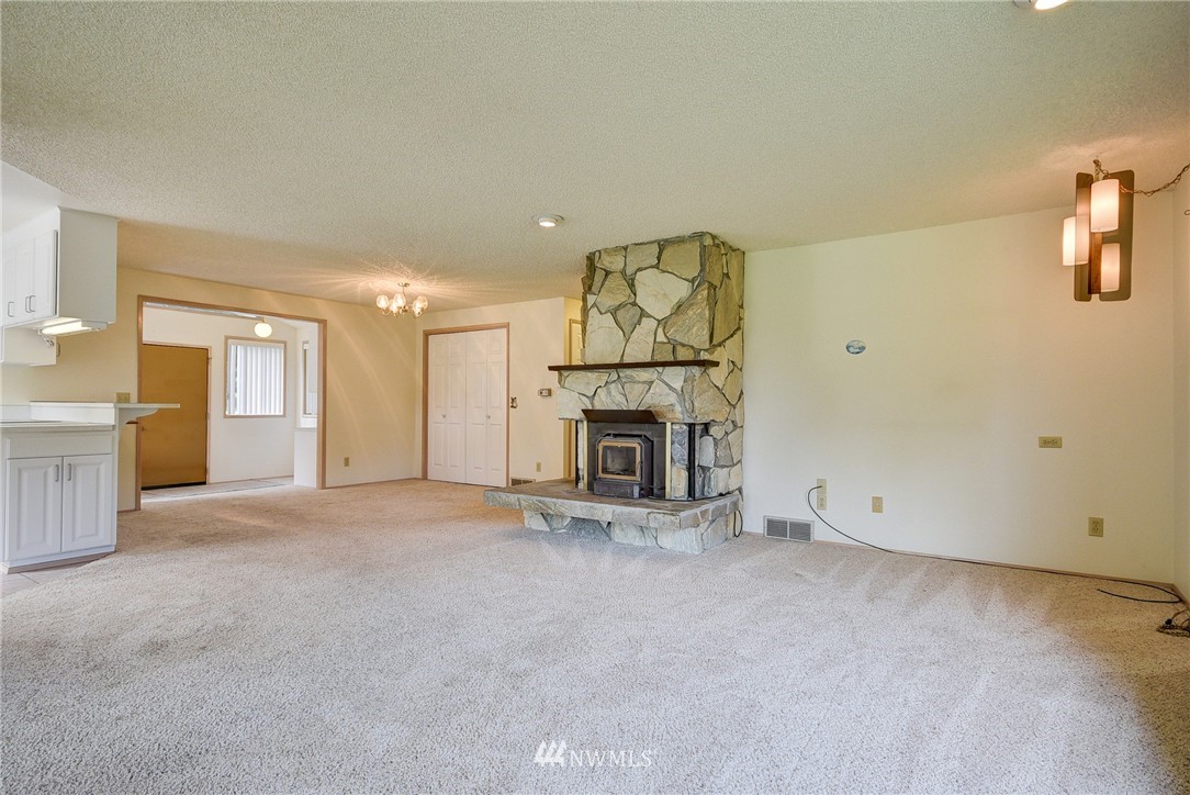 30236 State Rte 20 Oak Harbor, WA 98277 - Photo 8 of 24 Gallery Image 8