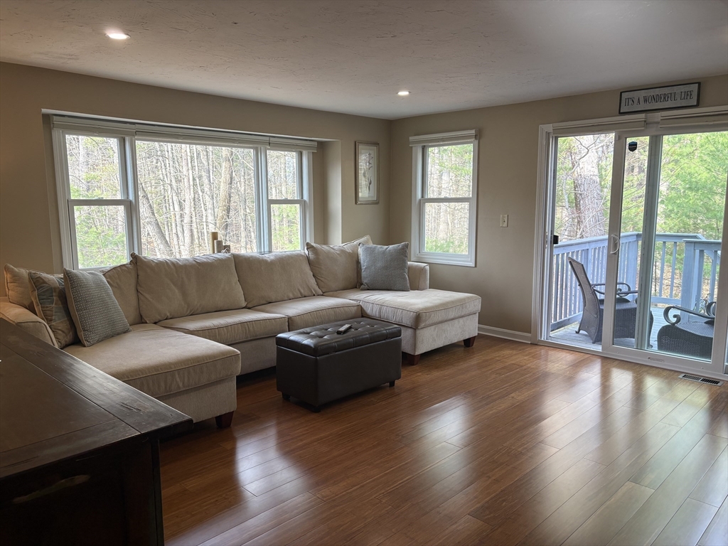 849 Boston Post Road East, Unit 5H Marlborough, MA 01752 - Photo 5 of 15