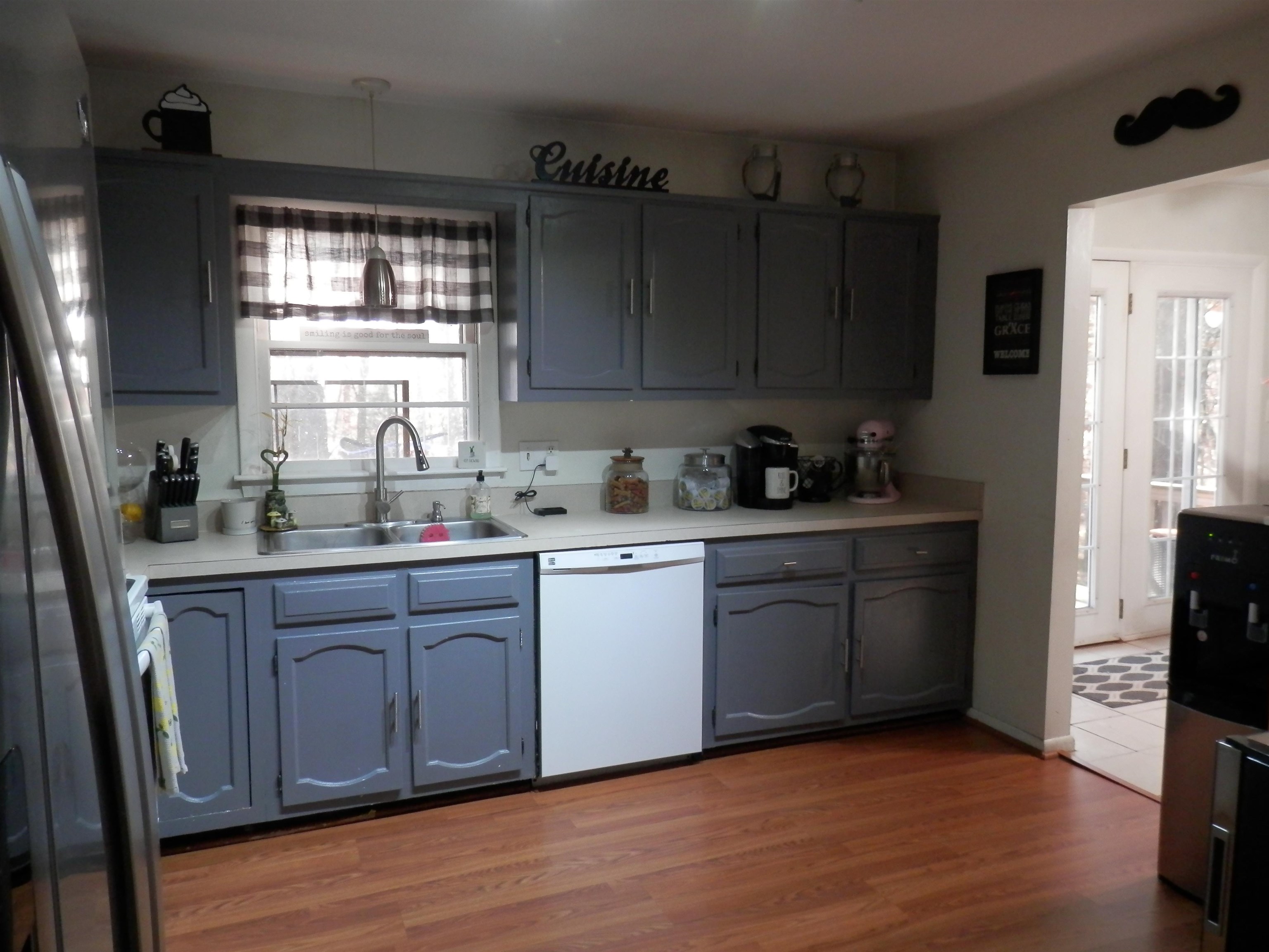 79 Adams Road Londonderry, NH 03053 - Photo 2 of 26