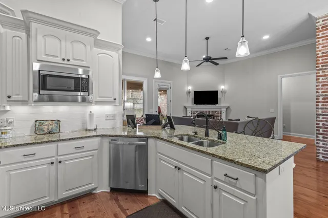 $395,250 | 910 Abundance Crossing, Flowood, MS 39232