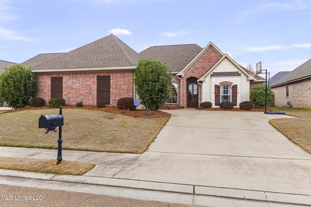 $395,250 | 910 Abundance Crossing, Flowood, MS 39232