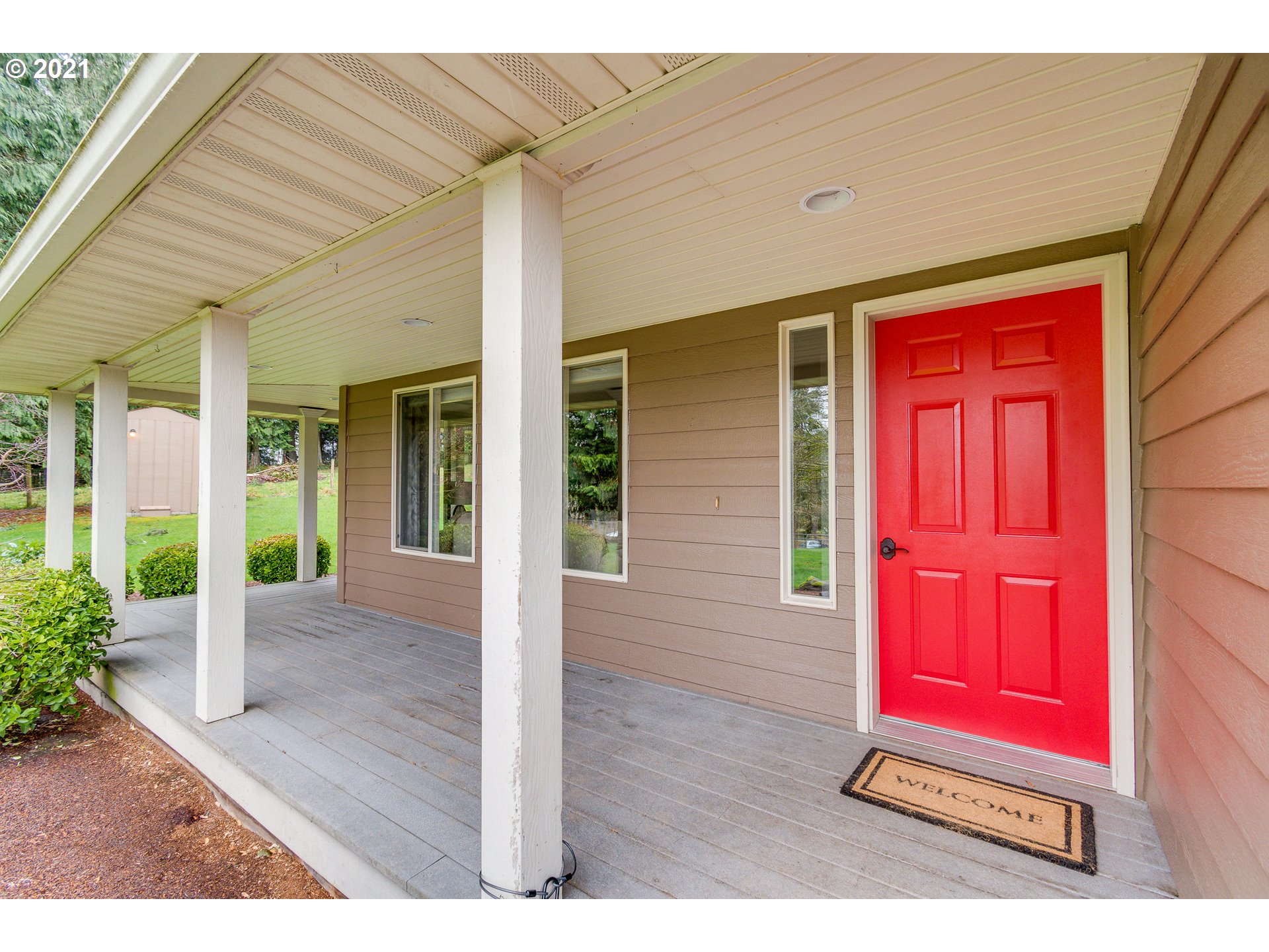 193 Derek Road Kelso, WA 98626 - Photo 2 of 32 Gallery Image 2