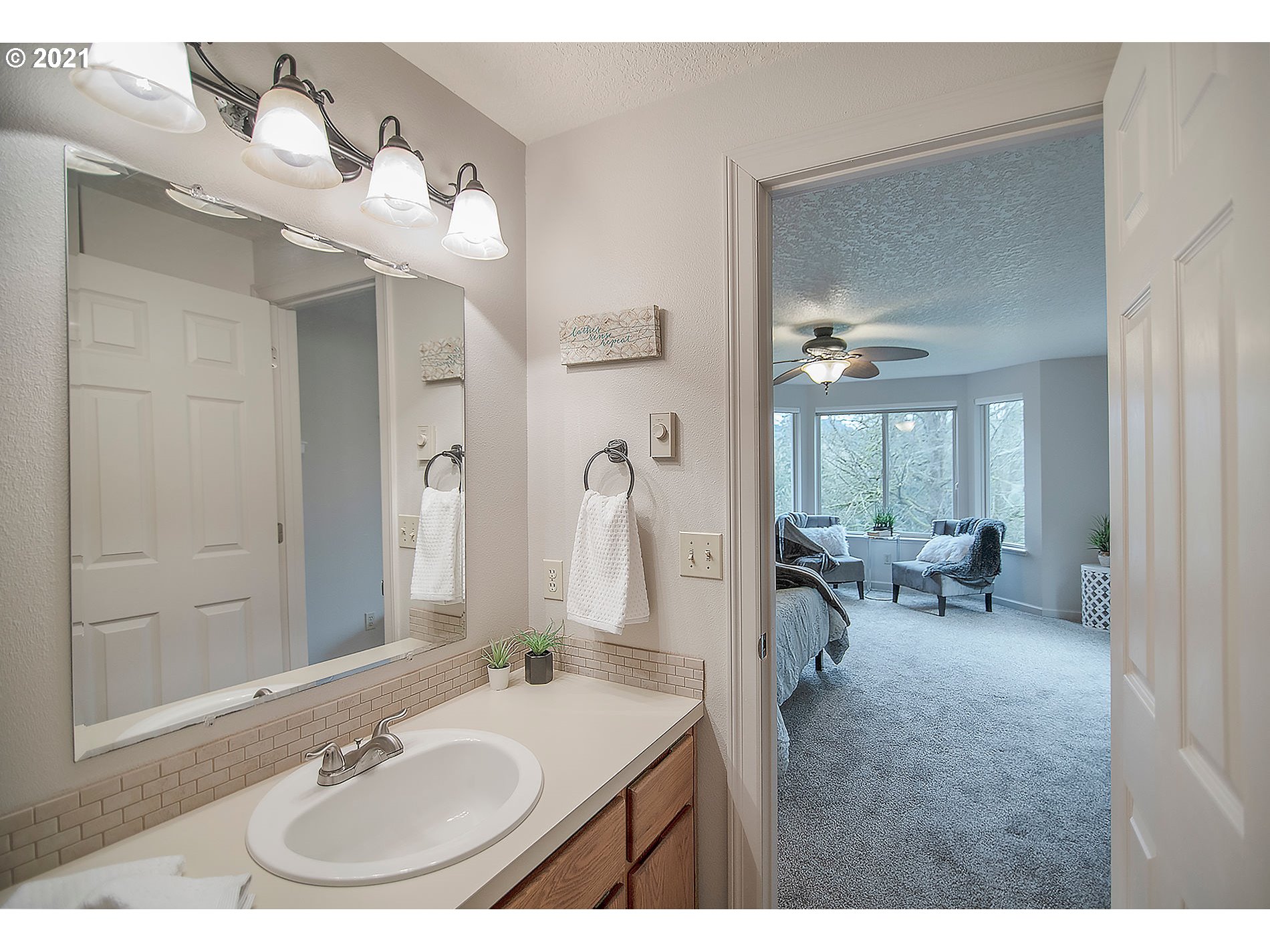 193 Derek Road Kelso, WA 98626 - Photo 25 of 32 Gallery Image 25