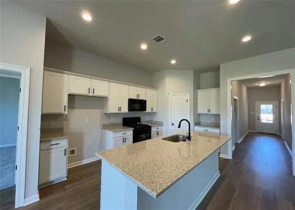 $2,350 | 75533 Joyce Drive, Covington, LA 70435