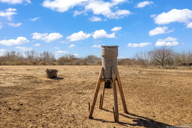 $510,000 | 11211 Fm 2779, Moore, TX 78057