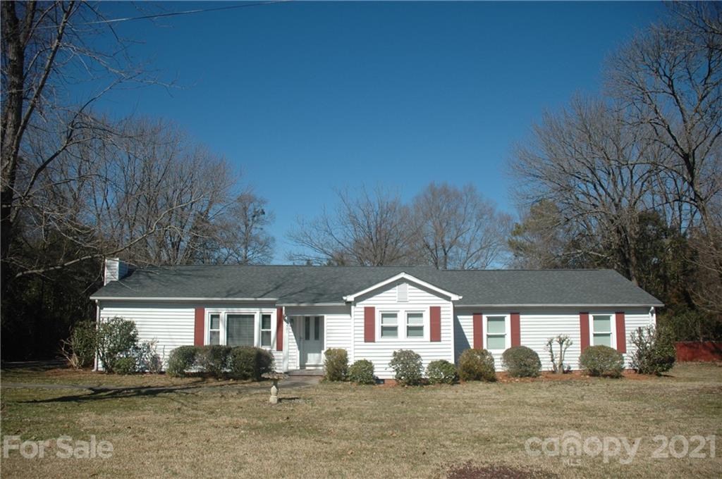 521 Gray Drive Charlotte, NC 28213 - Photo 1 of 34 front view of a house with a street