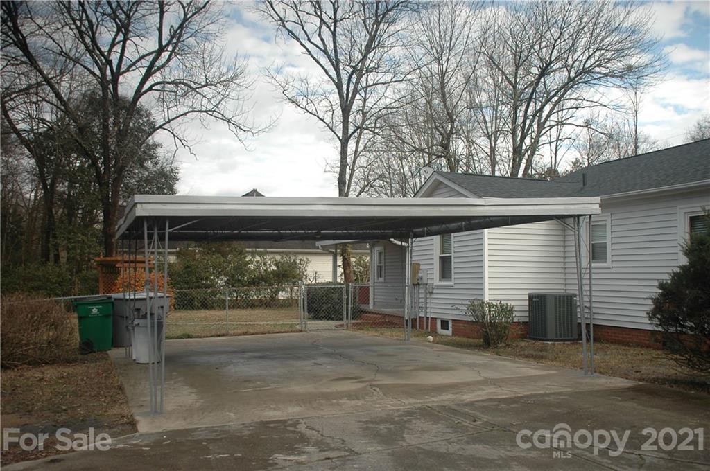 521 Gray Drive Charlotte, NC 28213 - Photo 29 of 34 a view of a house with a outdoor space