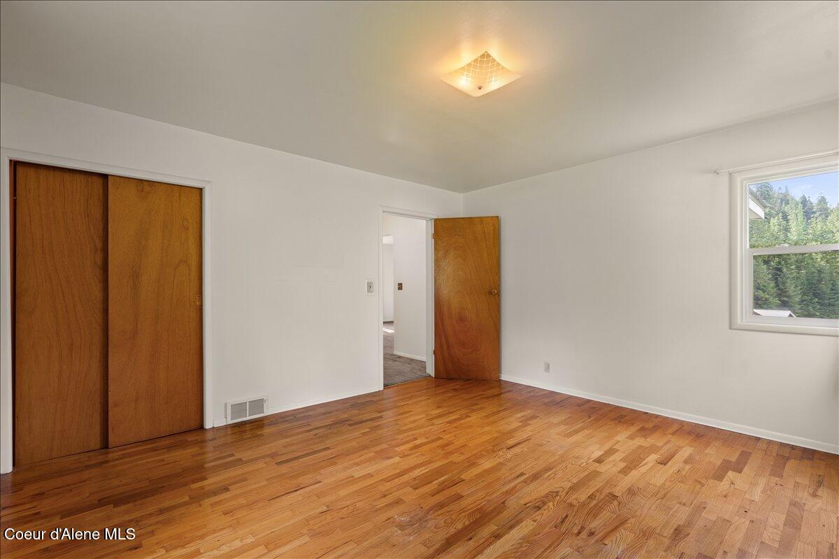 2122 Nine Mile Road, Unit B Wallace, ID 83873 - Photo 21 of 41 20-Bedroom 1