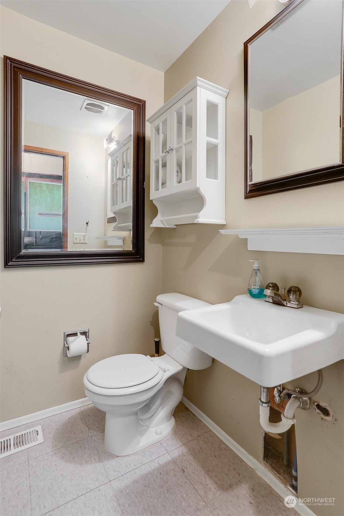 12446 155th Avenue Southeast Renton, WA 98059 - Photo 20 of 38 Gallery Image 20