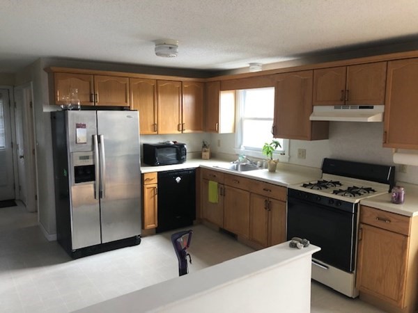 21 Old Road Dracut, MA 01826 - Photo 4 of 15 Gallery Image 4