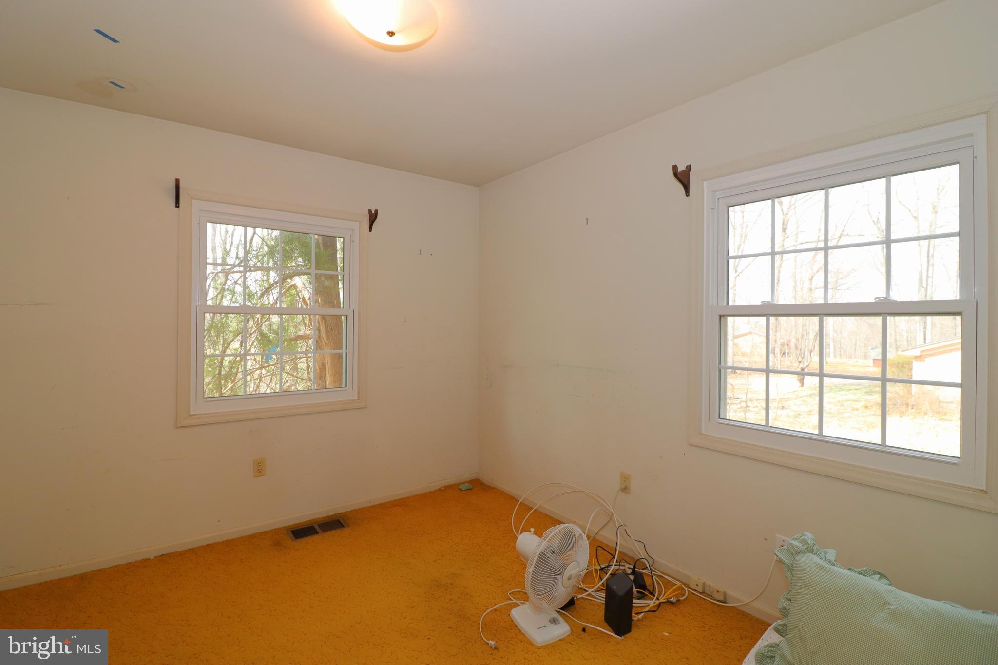 9305 Lees Ridge Road Warrenton, VA 20186 - Photo 16 of 40 Bedroom #2