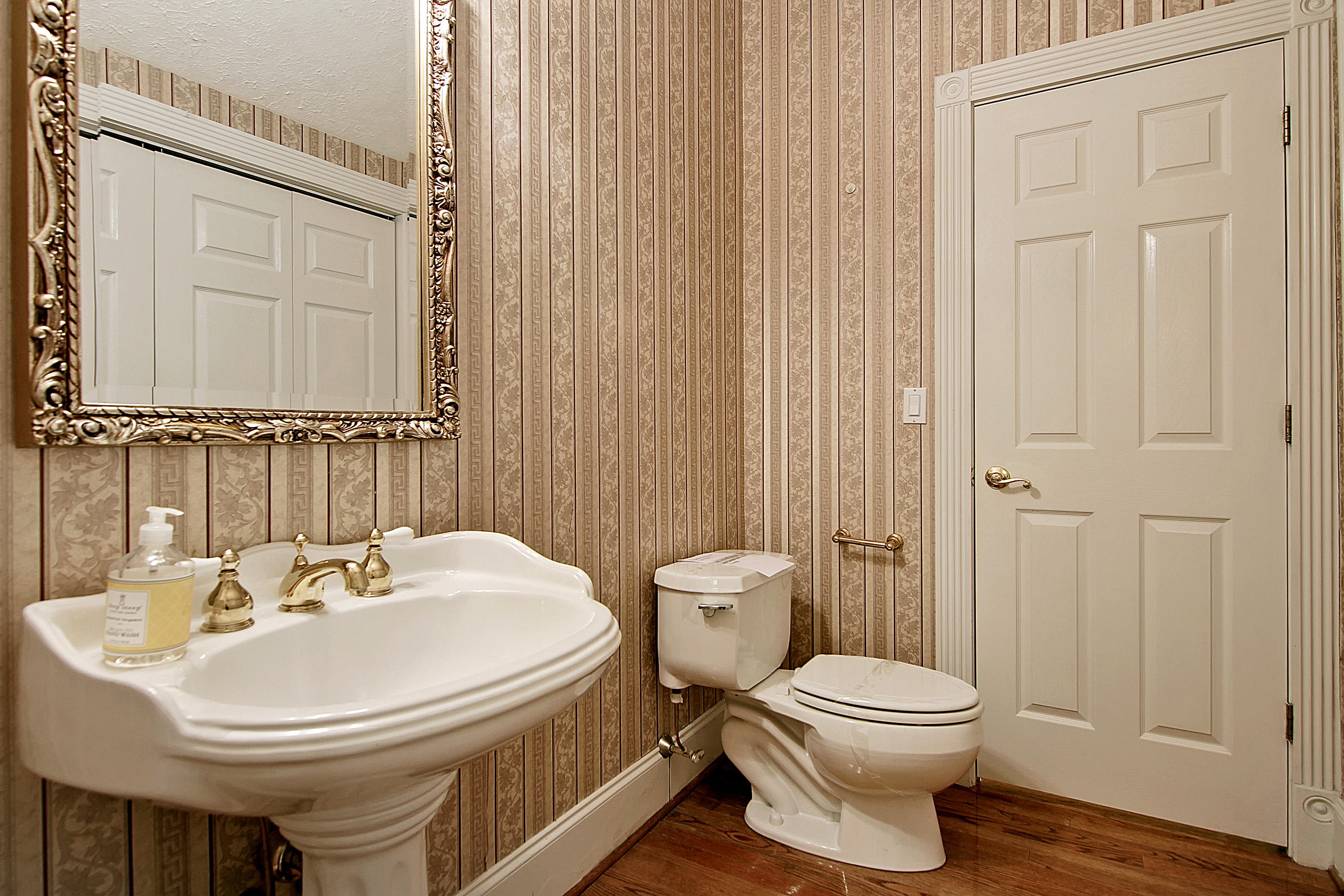 142 Old Winter Road Summerville, SC 29486 - Photo 46 of 56 Powder Room