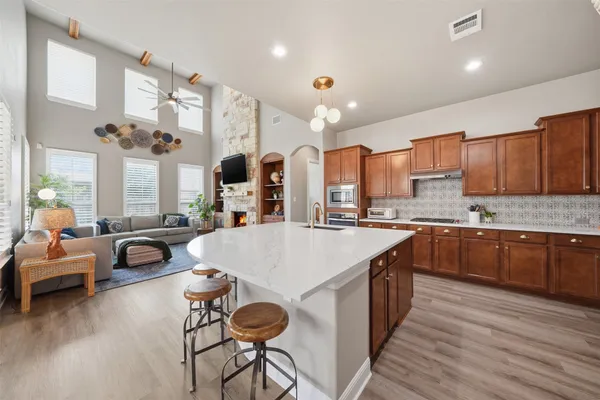 $559,990 | 447 Clear Springs Hollow, Buda, TX 78610