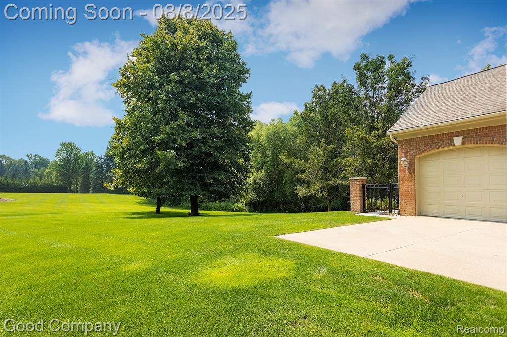 2933 Ambleside Court Rochester, MI 48306 - Photo 62 of 76 Gallery Image 62