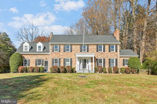 $999,000 | 5709 Foggy Lane, Rockville, MD 20855