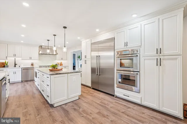 $999,000 | 5709 Foggy Lane, Rockville, MD 20855