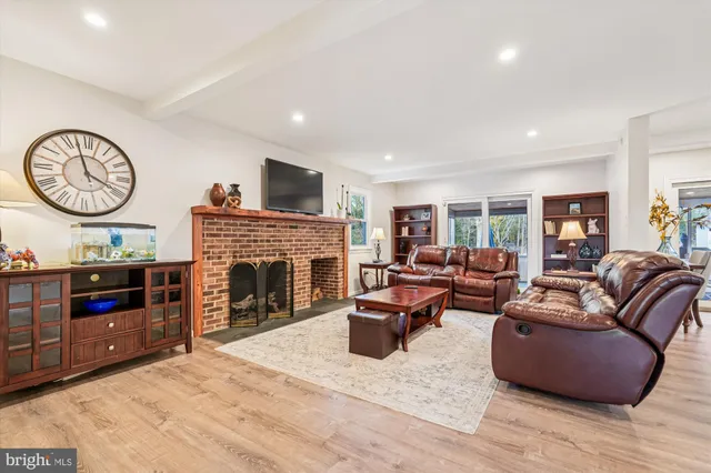 $999,000 | 5709 Foggy Lane, Rockville, MD 20855