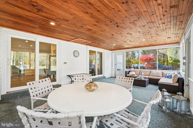 $999,000 | 5709 Foggy Lane, Rockville, MD 20855