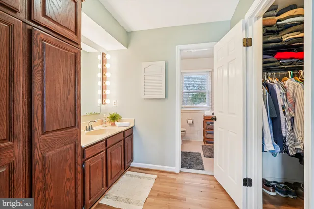 $999,000 | 5709 Foggy Lane, Rockville, MD 20855