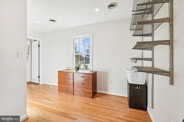 $999,000 | 5709 Foggy Lane, Rockville, MD 20855