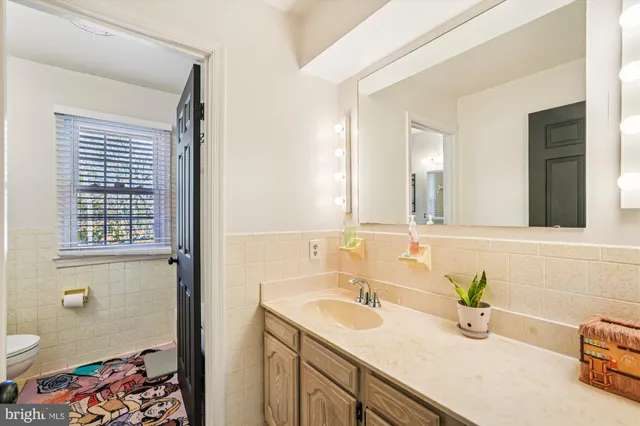 $999,000 | 5709 Foggy Lane, Rockville, MD 20855