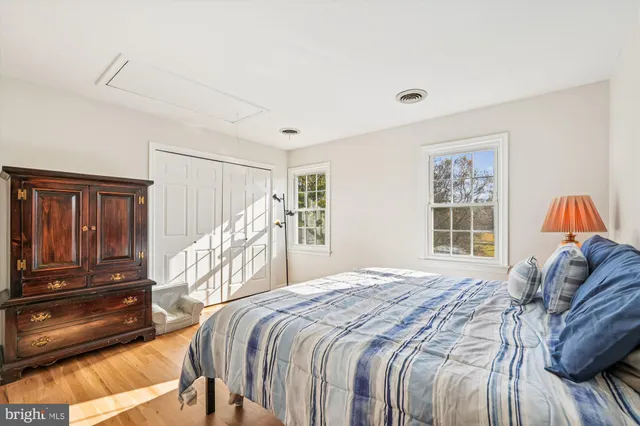 $999,000 | 5709 Foggy Lane, Rockville, MD 20855