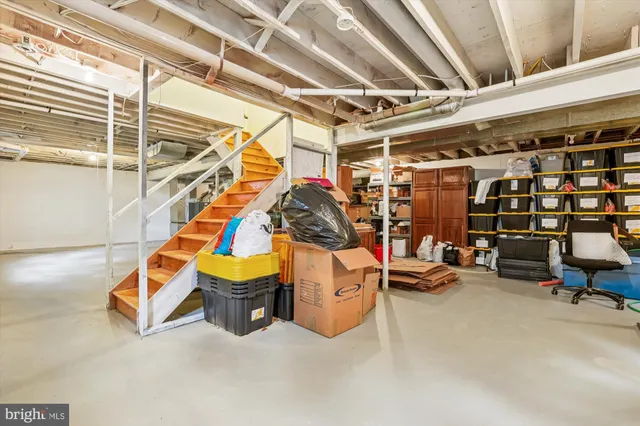 $999,000 | 5709 Foggy Lane, Rockville, MD 20855