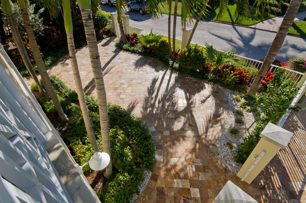 29 Hersey Drive Ocean Ridge, FL 33435 - Photo 19 of 25 19