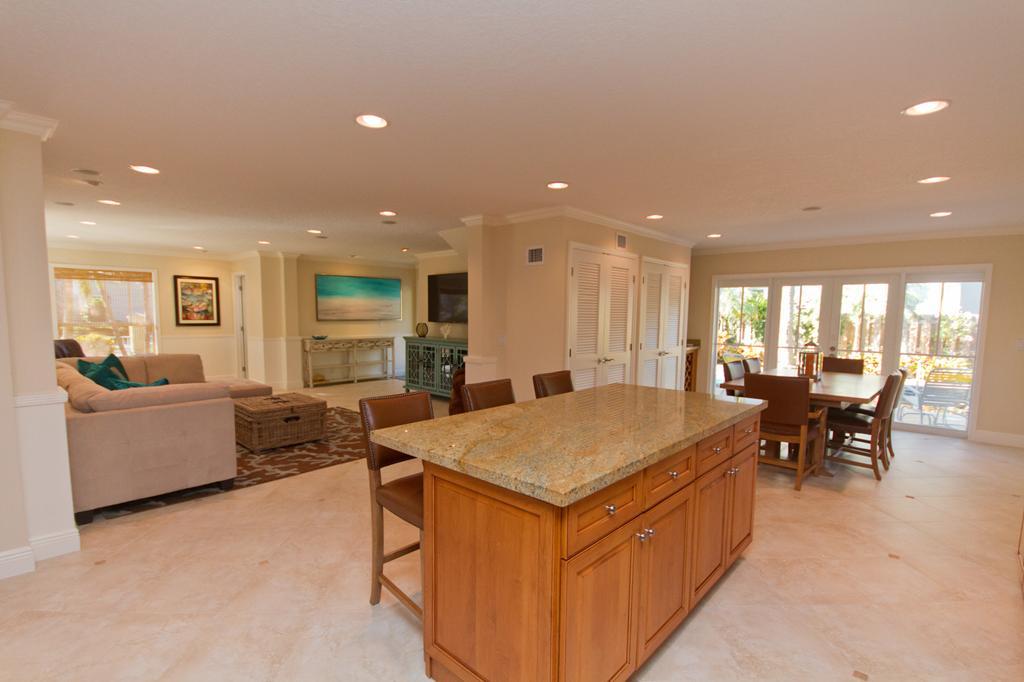 29 Hersey Drive Ocean Ridge, FL 33435 - Photo 10 of 25 10