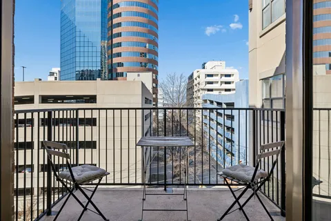 $415,000 | 1803 Broadway, Unit 504, Nashville, TN 37203