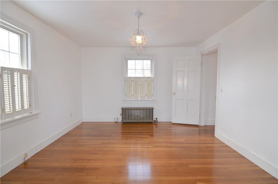 152 Edgehill Road Warwick, RI 02889 - Photo 14 of 24