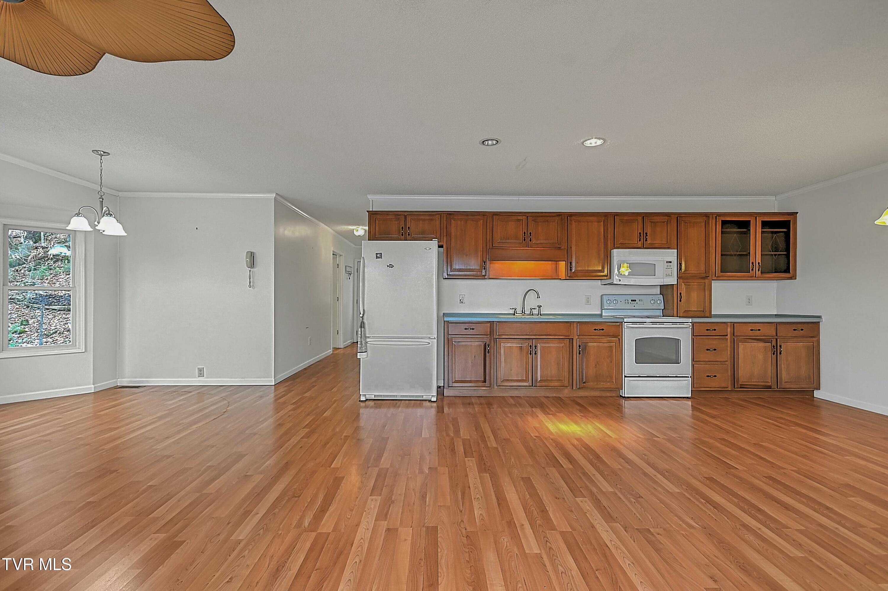 616 Oak Grove Road Gray, TN 37615 - Photo 25 of 60 tempImagentOlNm